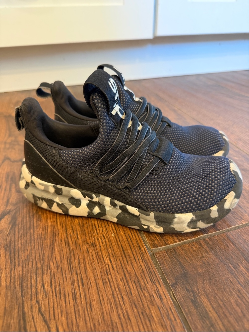 Adidas Lite Racer Adapt 7.0 slip on shoes size 2 youth